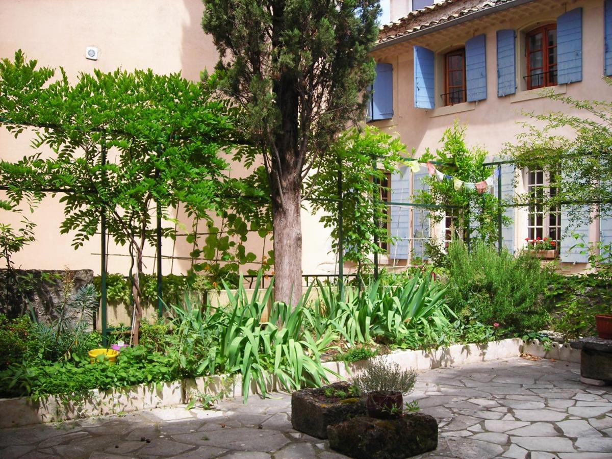 Au Coeur De La Cite Medievale Acomodação com café da manhã Vaison-la-Romaine Exterior foto