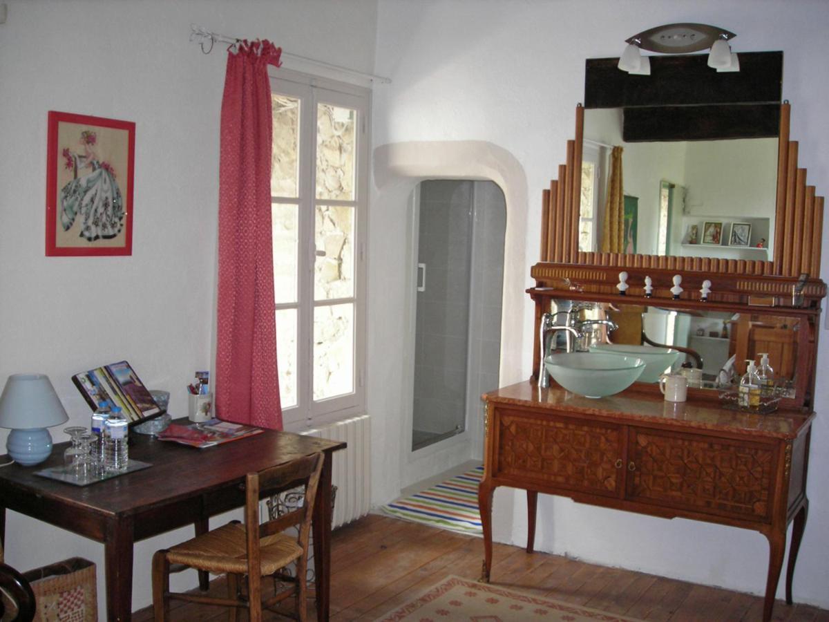 Au Coeur De La Cite Medievale Acomodação com café da manhã Vaison-la-Romaine Exterior foto